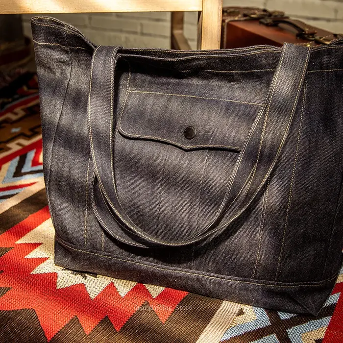 Sac fourre-tout en Denim à lisière Tornado rouge