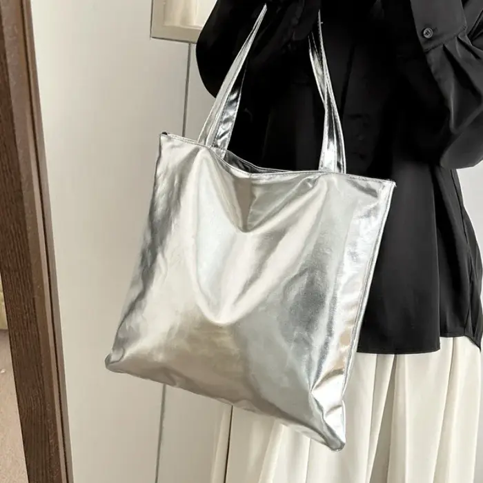 Sacs fourre-tout brillants pour femmes