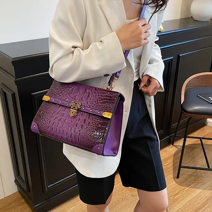 Sac à main violet de luxe classique pour femmes