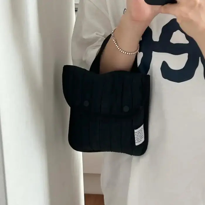 Mini sac matelassé en nylon minimaliste