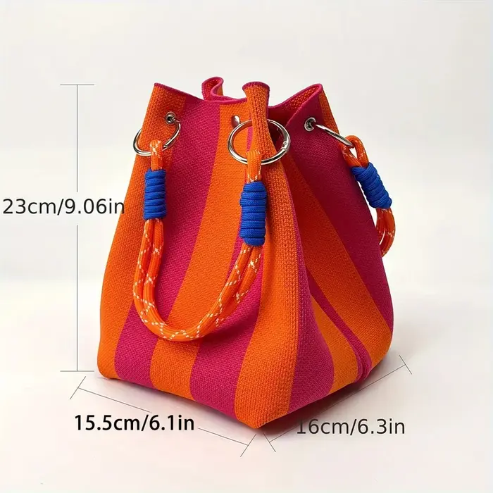 Ce sac à main rétro en tricot multicolore est simple et coloré