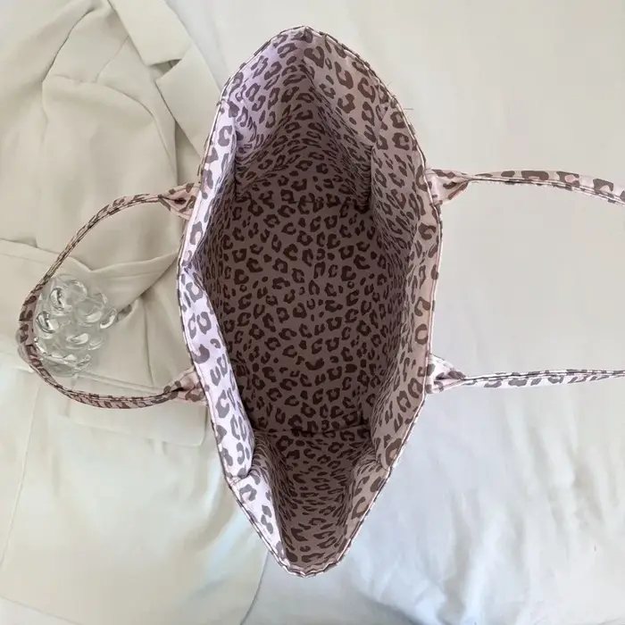 Sac fourre-tout en toile imprimé léopard rose