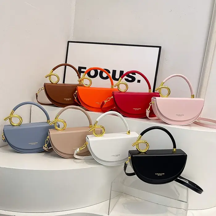 Petits sacs à bandoulière pour femmes