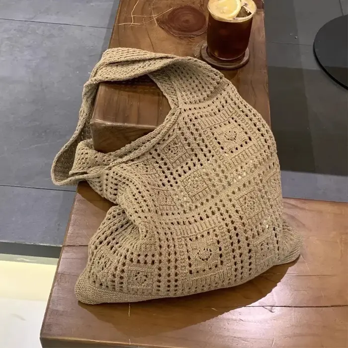 Sac à bandoulière tricoté pour les déplacements de loisirs des femmes