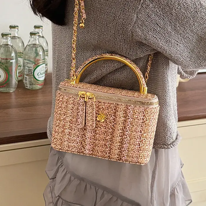 Sac à bandoulière mini en paille tressée pour femme