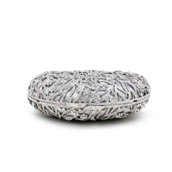 Sac à main détrritique en cristal clouté de diamants