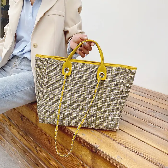 Grand sac à main en nylon pour femme