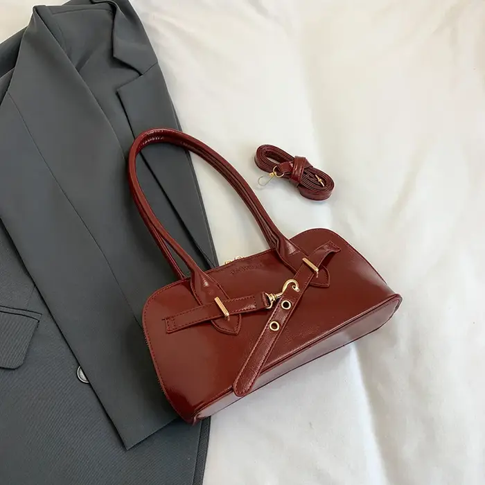 Sacs fourre-tout vintage en cuir avec fermeture éclair dorée et boucle décorative, sac à main conver