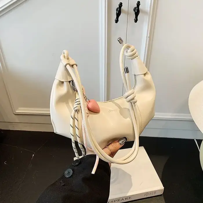 Nouveaux sacs à main élégants en similicuir