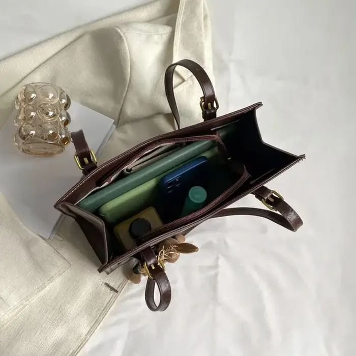 Sac à bandoulière vintage pour femme avec pendentif