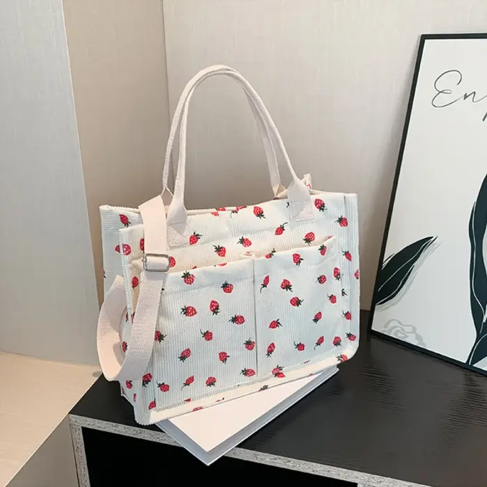 Sac fourre-tout mignon fraise patché sac à main pour femmes tissu grande capacité