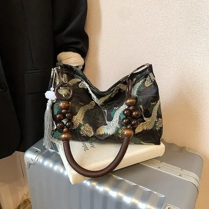 Nouveaux sacs à main pour femmes ; Sacs à bandoulière brodés avec des détails vintage chinois et des