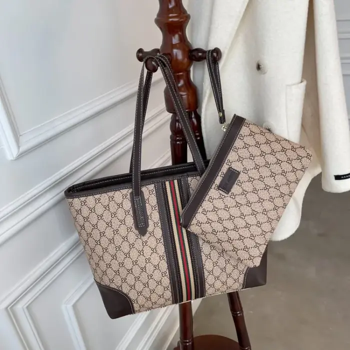 Sac à langer élégant en cuir simple pour femme