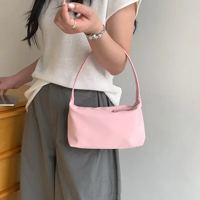 Nouveau sac à main baguette en nylon pour femme