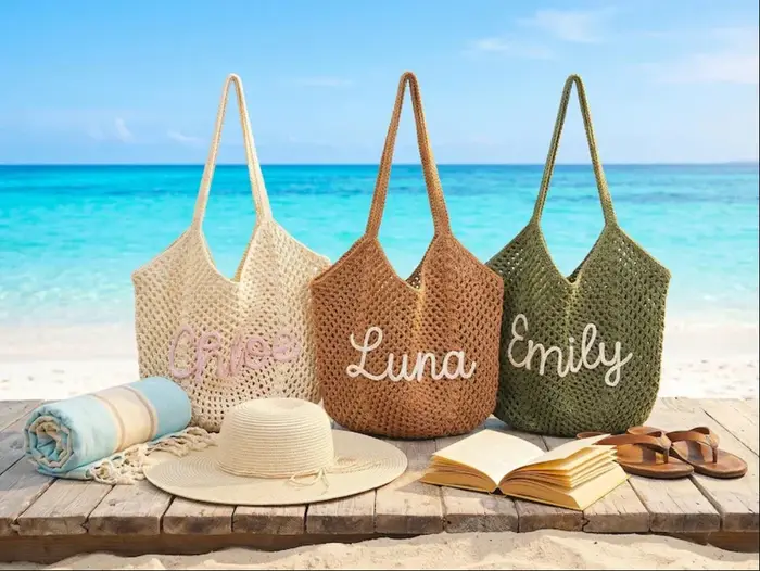 Sac de plage en crochet fait main avec broderie personnalisée du nom