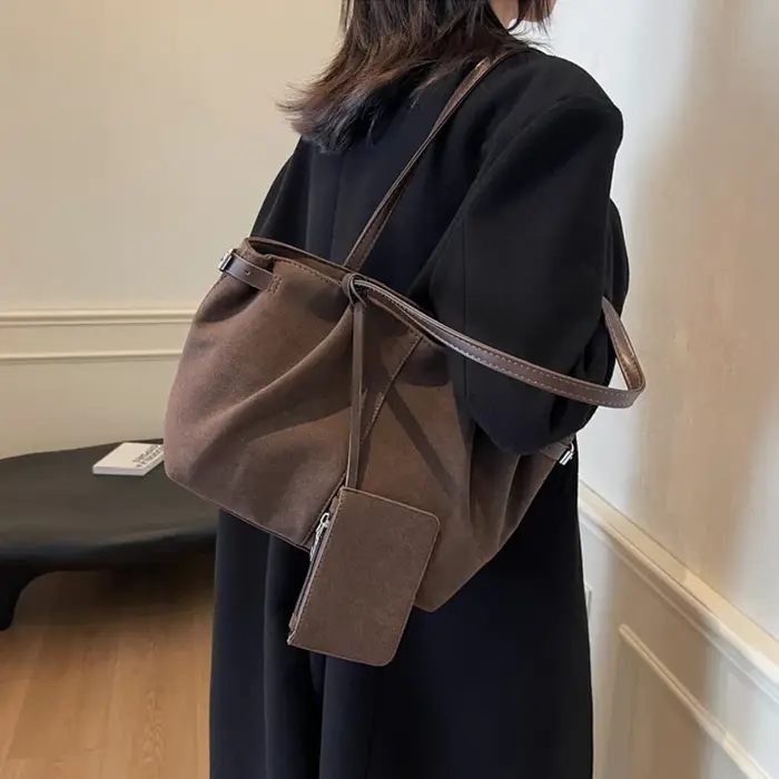 Sacs à bandoulière en daim pour femmes