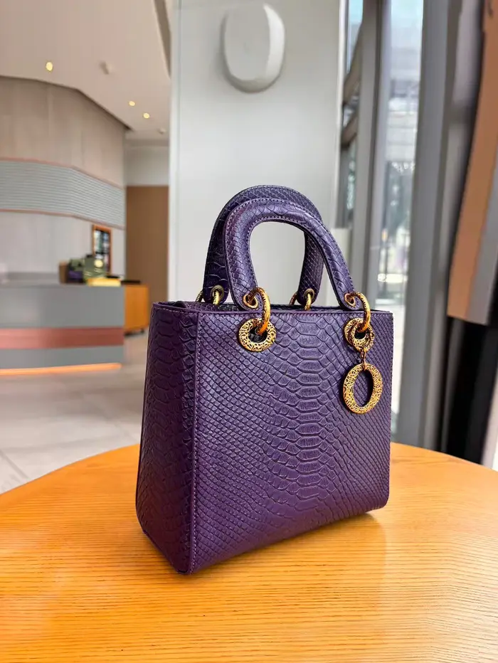 2025 nouvelle mode luxe serpent dame sac à main niche design texture avancée tempérament exotique pe