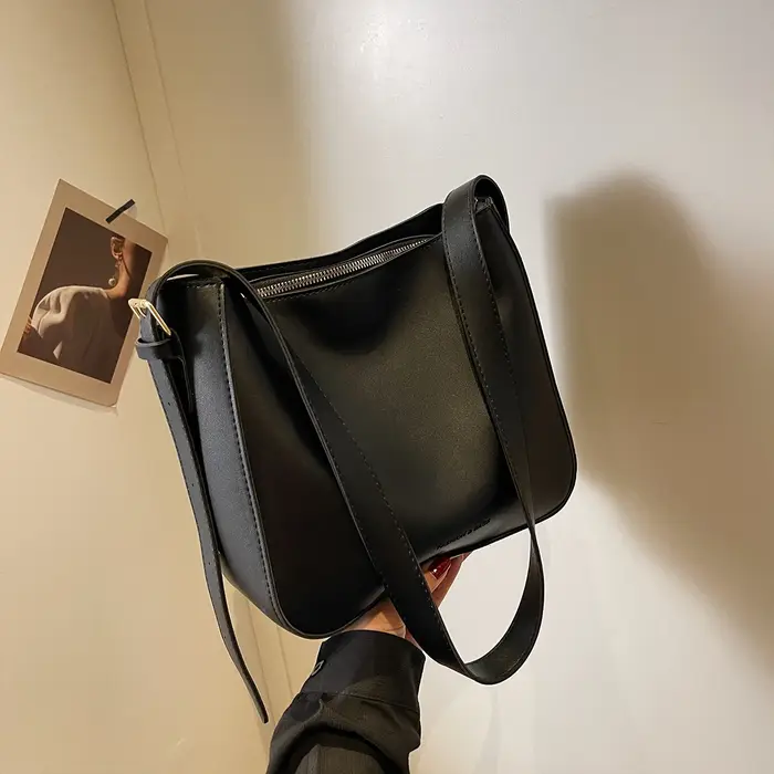 Sac seau super populaire pour femme, idéal pour le printemps et l'été, nouveau style 2026, en cuir P