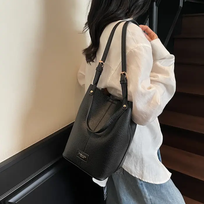 Sac seau noir femmes Niche Style occidental Texture sac à bandoulière en cuir souple grande capacité bolsa feminina mode 2 ensemble fourre-tout