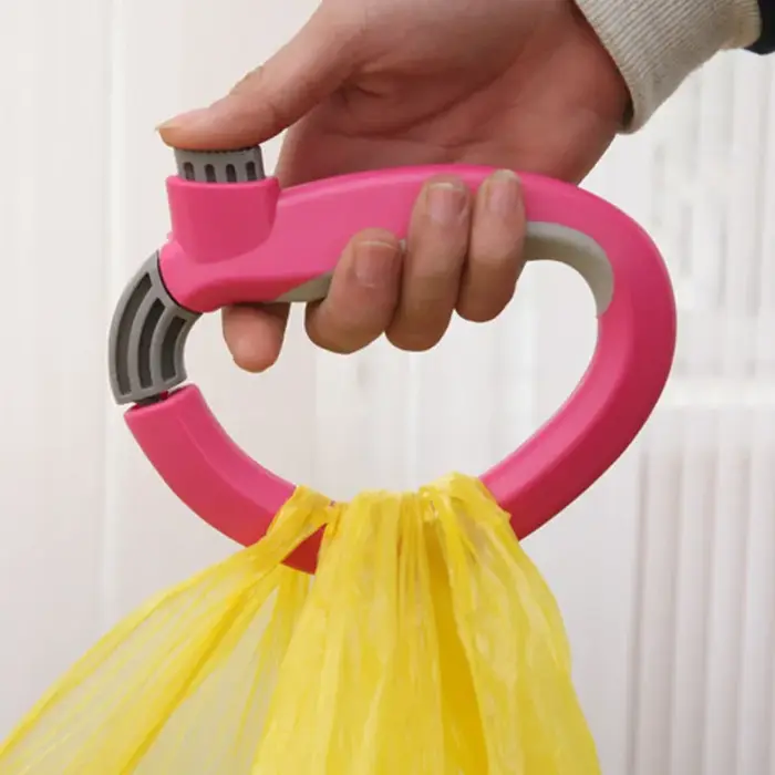 La poignée ergonomique du sac à provisions fait facile à ranger et transporter des articles ménagers