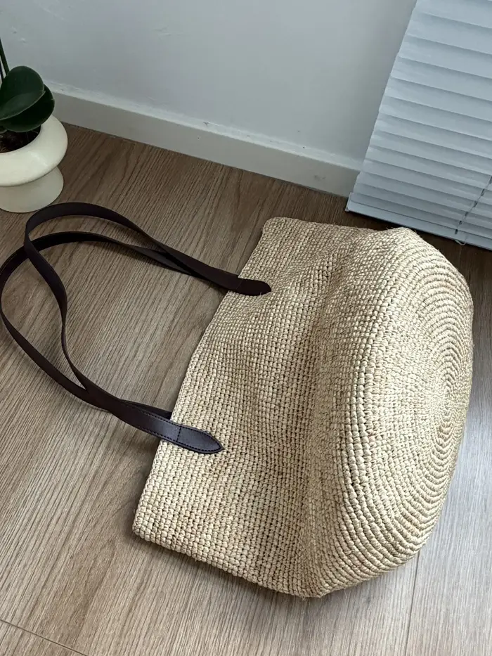 Sac fourre-tout en raphia tressé à la main pour femme