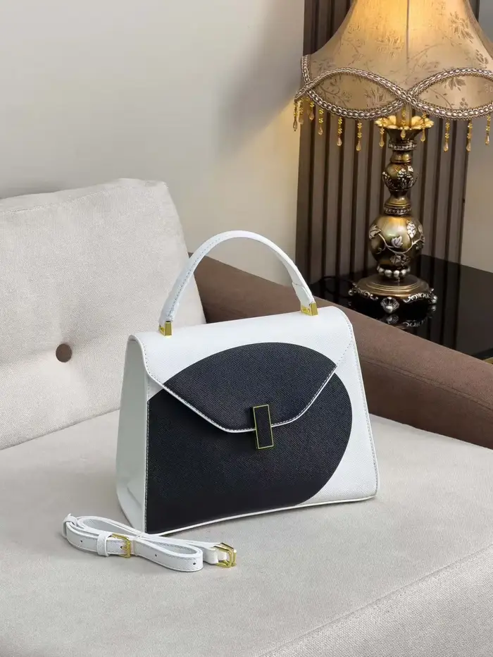 Sac à main élégant pour femme avec motif géométrique