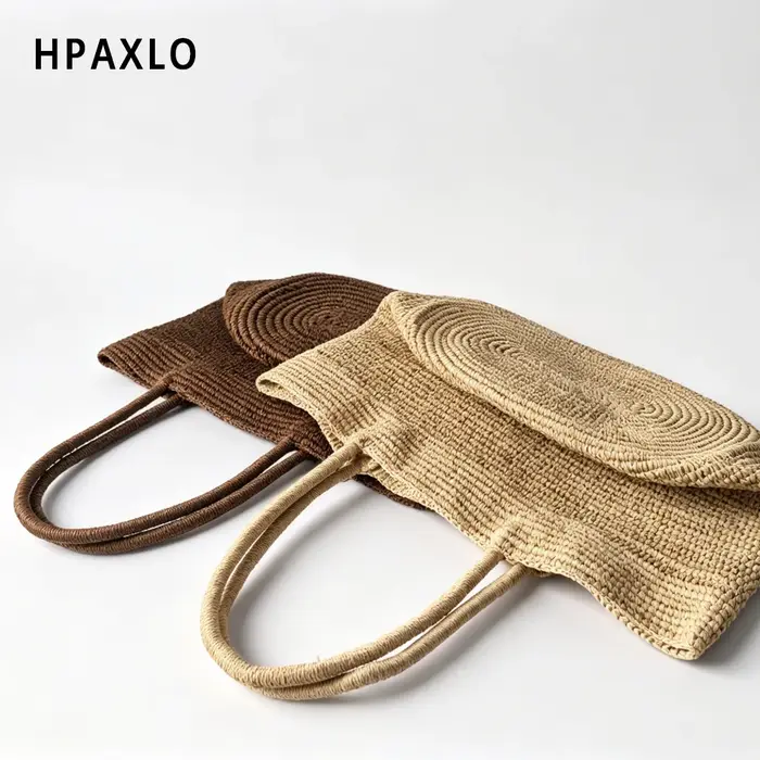 Sac fourre-tout en raphia tressé pour femme