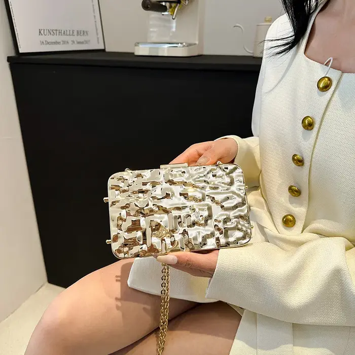 Sacs de soirée dorés de luxe pour femmes
