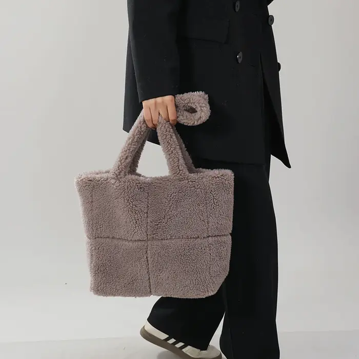 Sac de luxe en fausse fourrure pour femmes