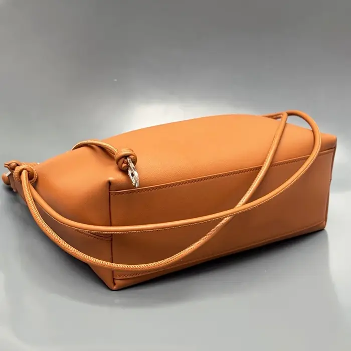 Petits sacs en cuir véritable pour femmes
