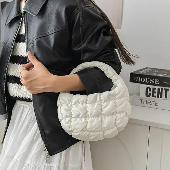 Mini sac fourre-tout bouffant matelassé