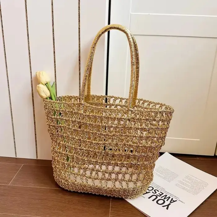 Sac fourre-tout doré tressé à la main ajouré