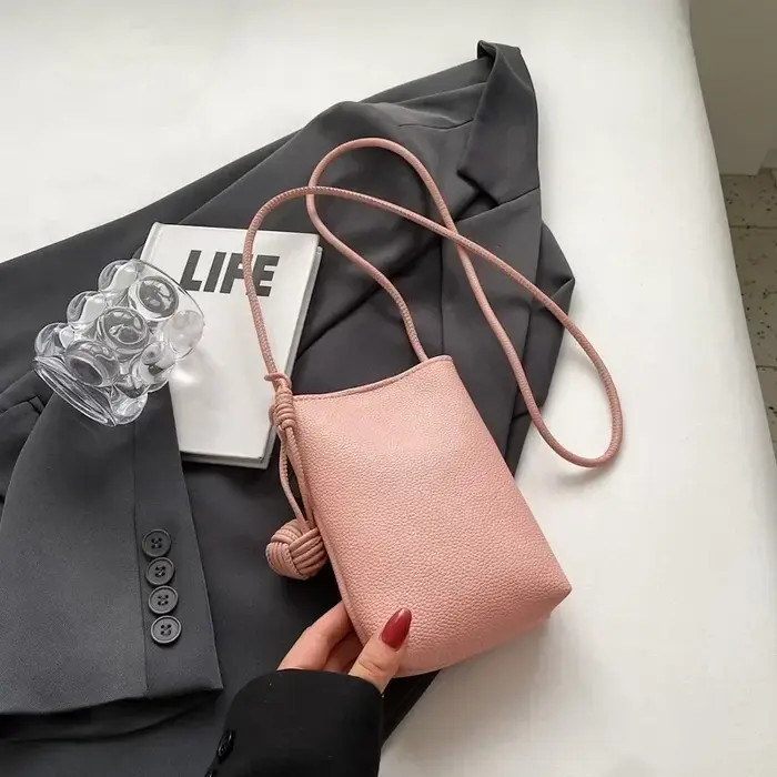 Petit sac à bandoulière en cuir pour femmes