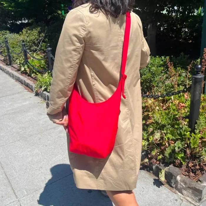 Sac à bandoulière à carreaux de créateur