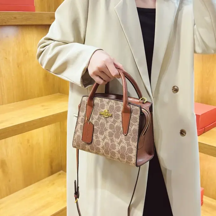 Sacs à langer simples et tendance pour femmes