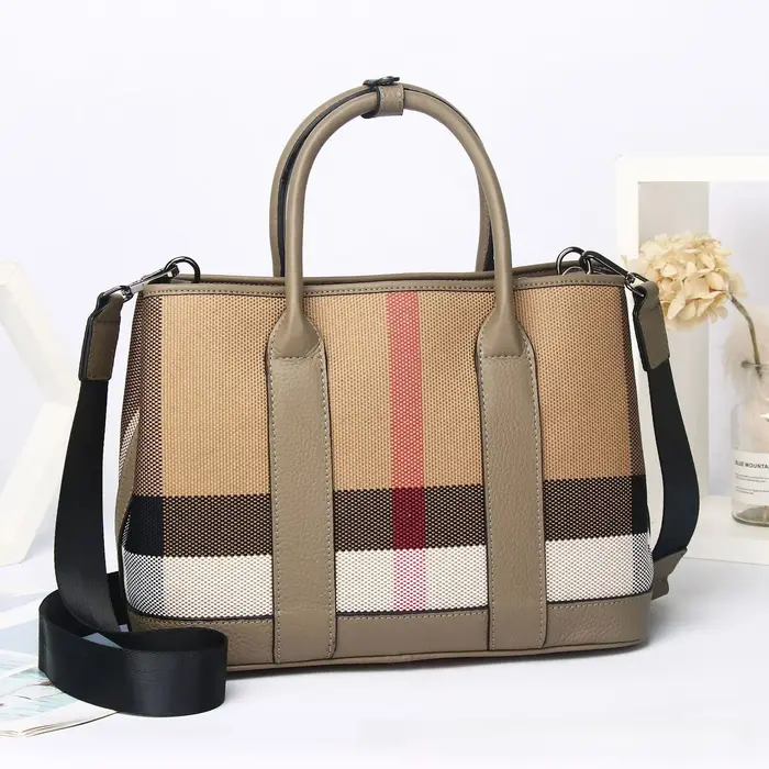 Sac fourre-tout en cuir et toile grande capacité pour femme – Nouvelle collection vintage à carreaux Garden – Tendance et spacieux – Offre du moment