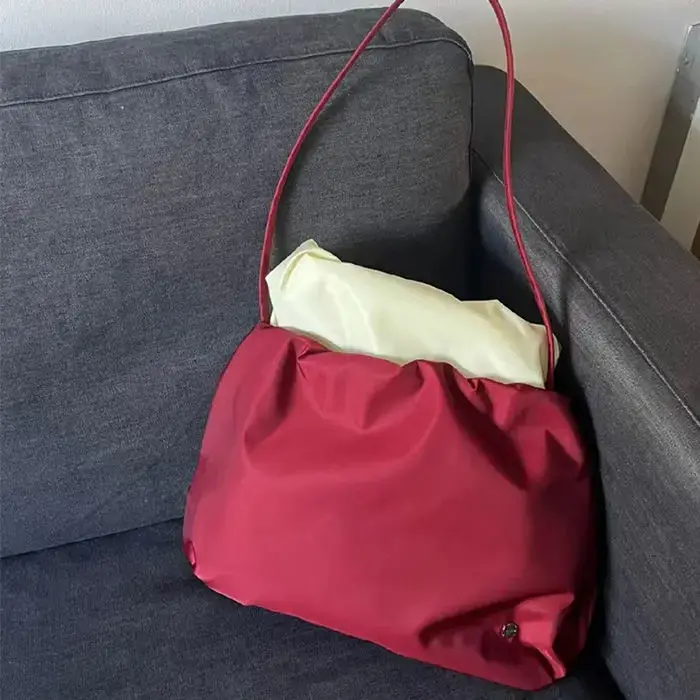 Femmes sacs 2025 nouveau Nylon mode coréenne printemps nuage en forme de sac à bandoulière sac à main haute capacité