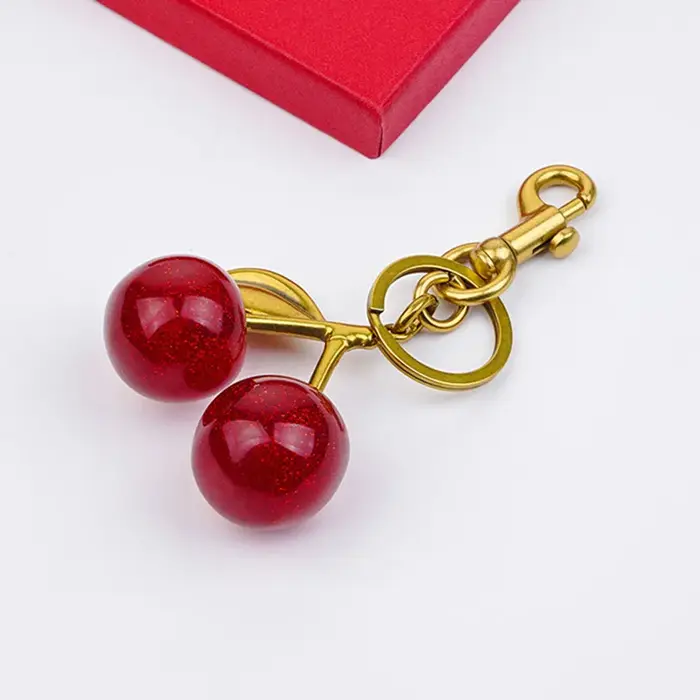 Porte-clés pendentif de sac à main à breloque cerise pour femmes