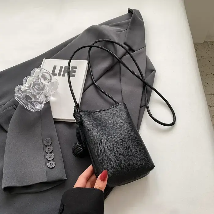 Sacs à main en cuir PU pour femmes, sacs à bandoulière de luxe de grande capacité, sac à rabat solid