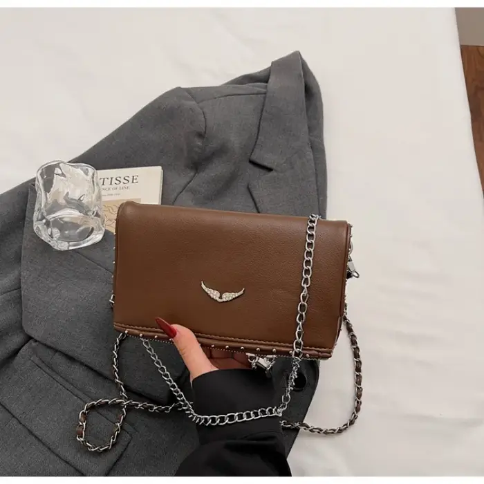 Nouveau Sac Enveloppe Aile Incrusté de Diamants Style Français 2026 - Sac ZV Tendance et Polyvalent - Sac Bandoulière Rétro Classique