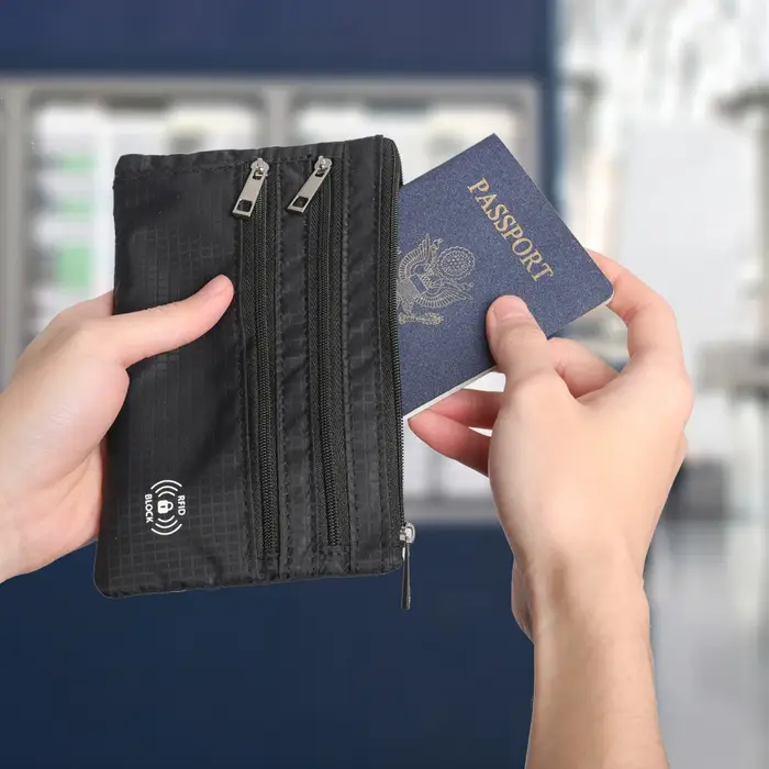 Ensemble de pochettes pour passeport RFID