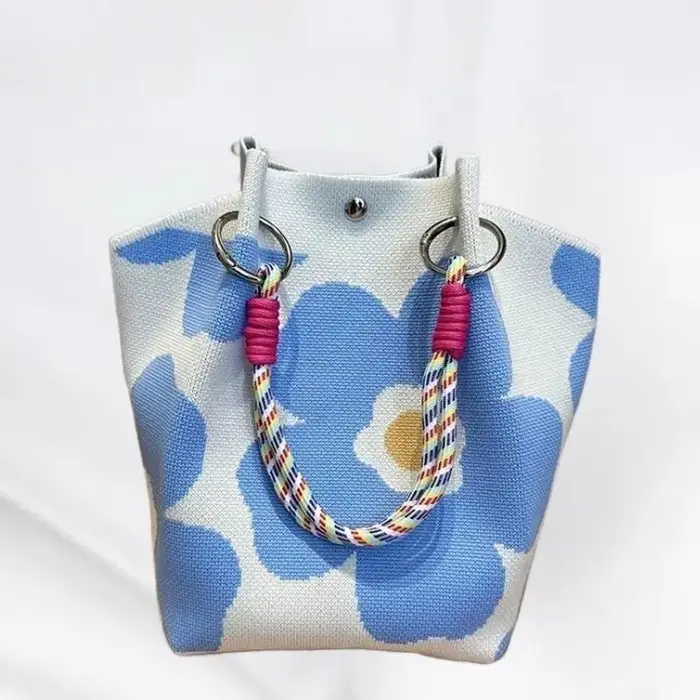 Nouveau Sac à Main Tricoté Polyvalent et Adorable 2026 avec Fermeture Magnétique 3D