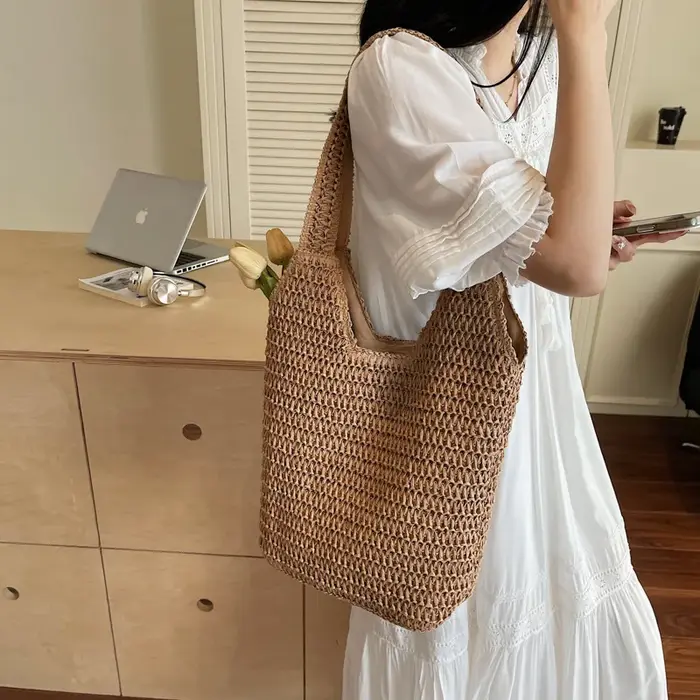 Nouveau Sac à Bandoulière Grande Capacité en Paille Tressée Style Vacances Printemps-Été 2026