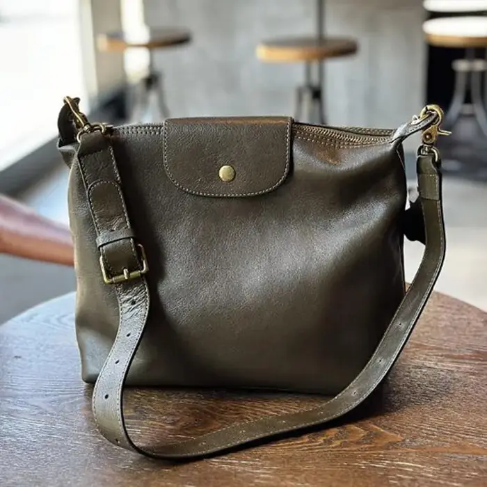 Sac à main pour femme en cuir de vachette tanné végétal vintage 2026