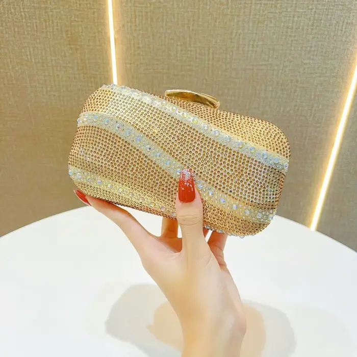 Pochette de soirée vintage vert émeraude ornée de strass