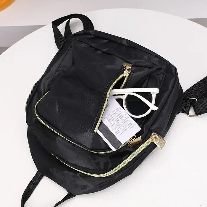 Sac à dos multifonctionnel en nylon pour femme