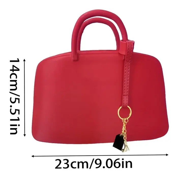 Sac fourre-tout rouge avec surface en cuir Queen