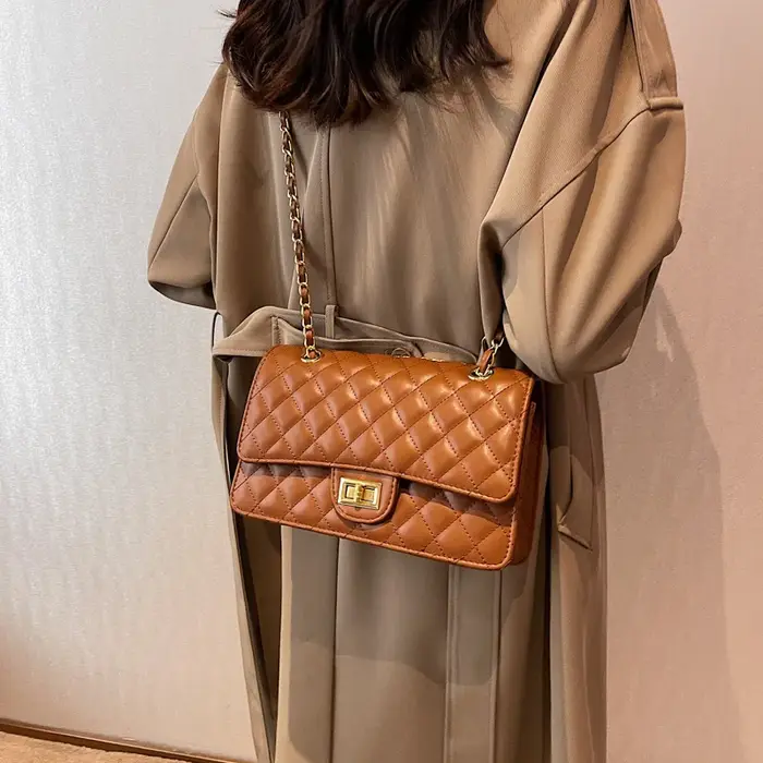 Nouveau Sac à Main Bandoulière Rétro 2026 avec Chaîne et Motif Losanges, Style Sous le Bras, Sensati