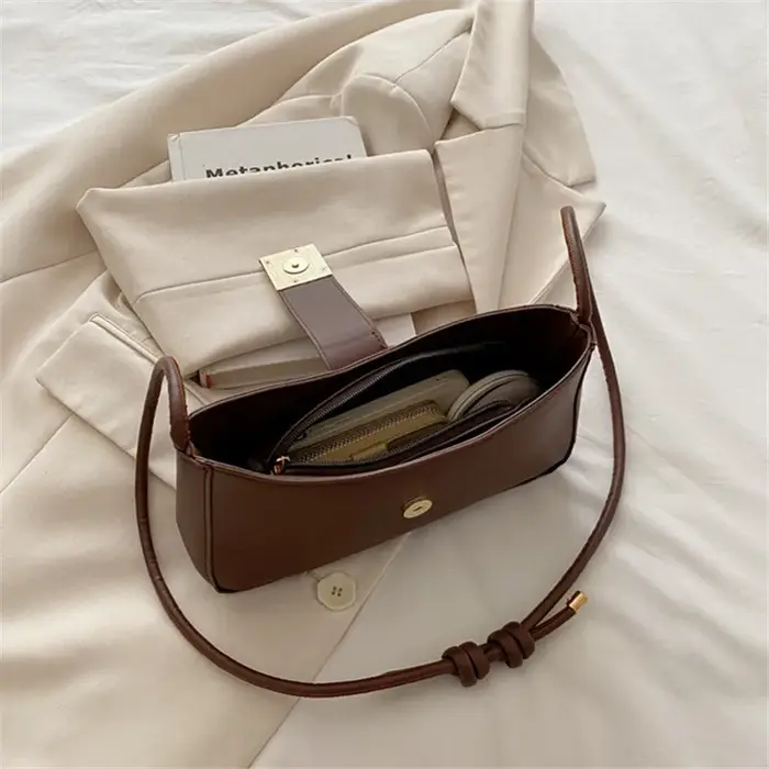 Sac sous les bras Baguette chic