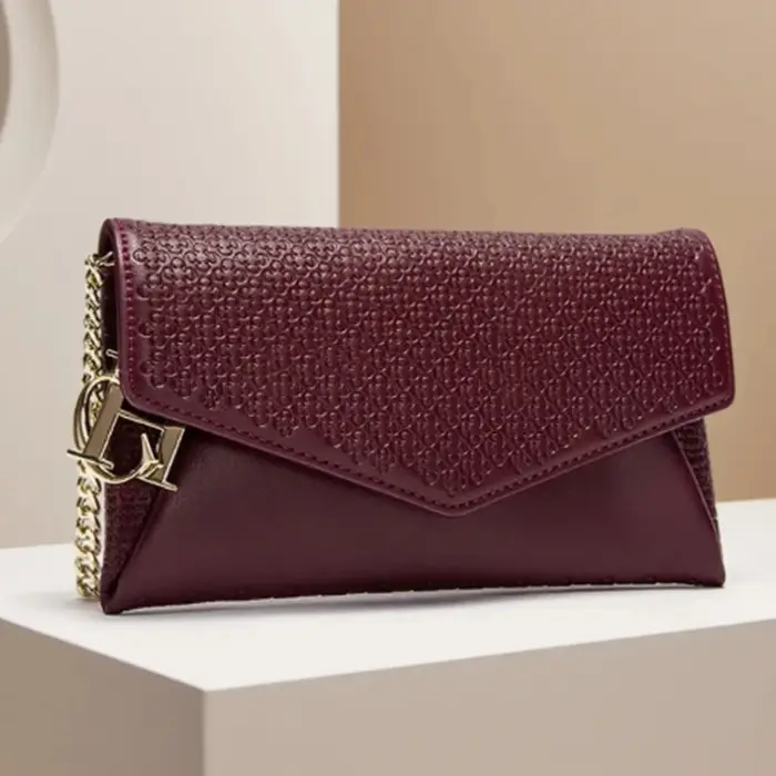 Sac à bandoulière polyvalent tendance pour femme, pochette élégante classique avec chaîne, sac léger